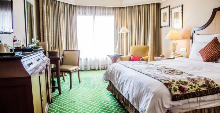 Hotel Courtyard By Marriott Hyderabad Exterior foto A room at the hotel